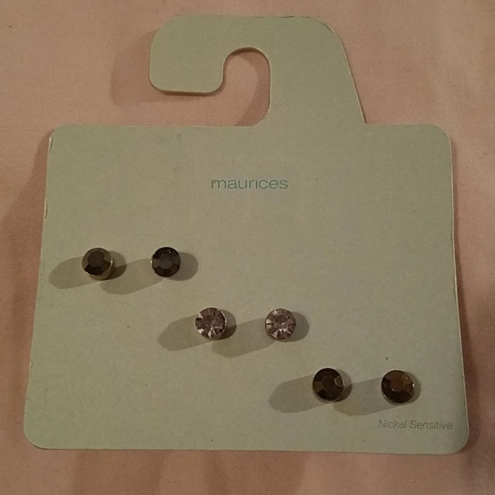 Maurices NWT Stud Earrings 3 Pack
